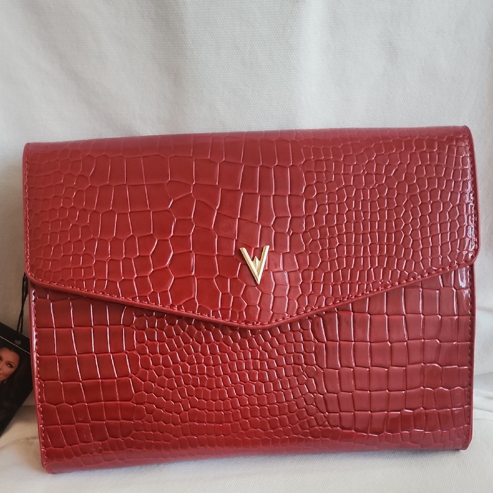 Elegant Red Crocodile Embossed Clutch